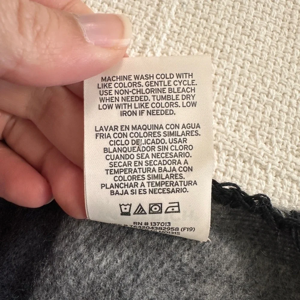 Woolrich Plaid Poncho Wrap Black Grey White Blanket Stitch OS Cabincore Cozy